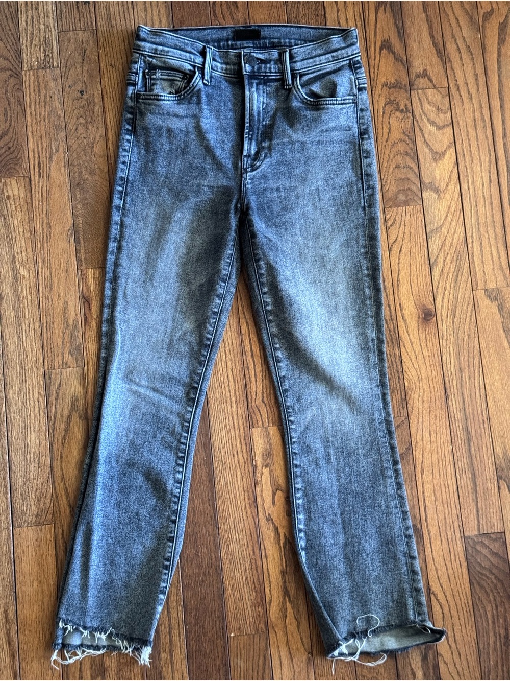 MOTHER Insider Crop Step Fray Train Stops Jeans 

Women's 25